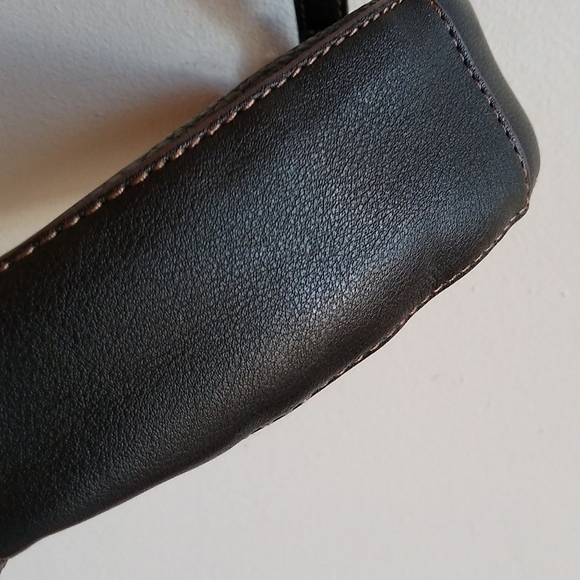 Chaps Faux Pebbled Leather Micro Saddle Bag Crossbody Black - Picture 5 of 9